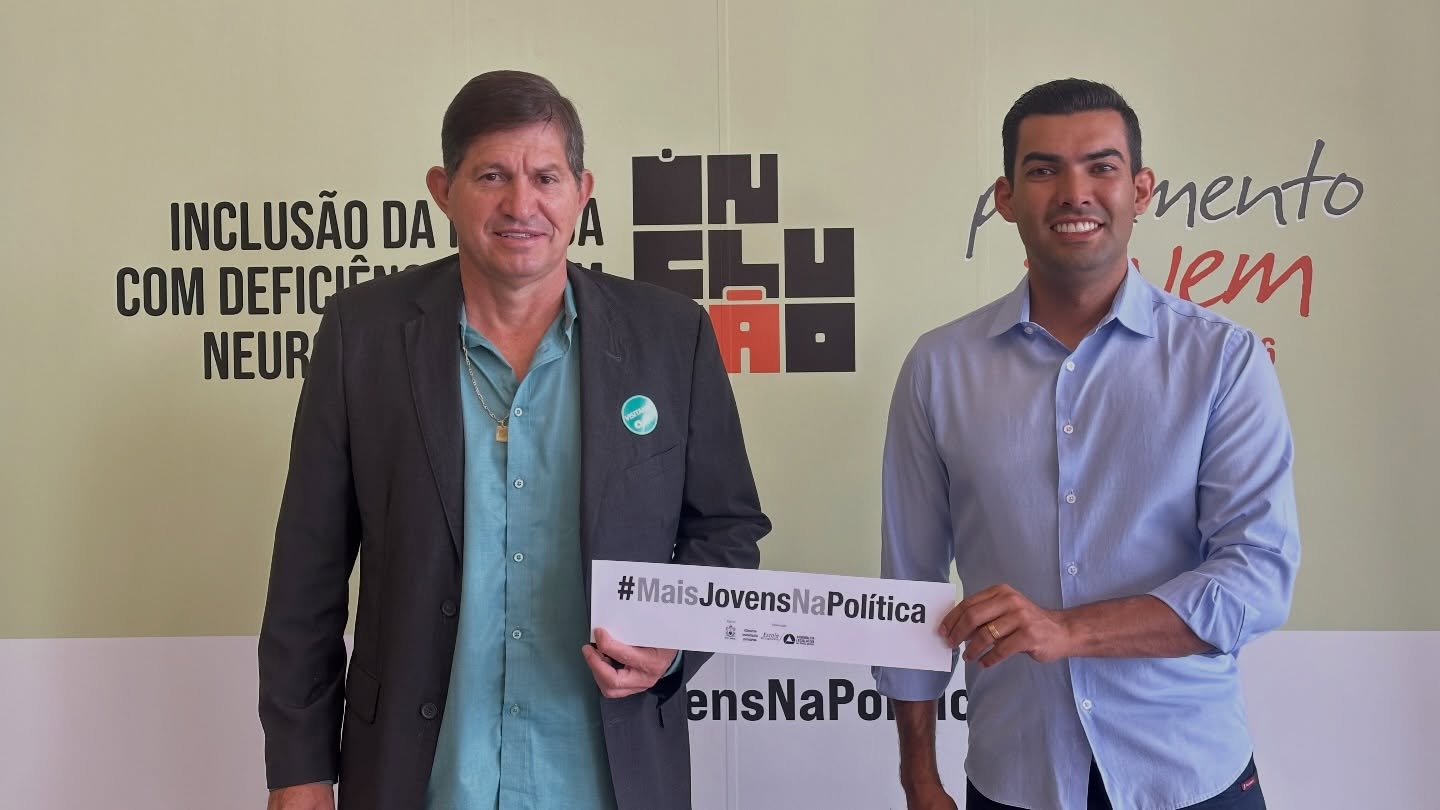 Câmara de Indianópolis participa do lançamento estadual do Parlamento Jovem 2026