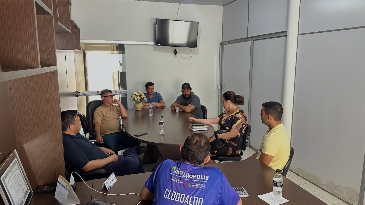 Câmara Municipal realiza reunião com a Secretaria de Desenvolvimento Social para tratar de melhorias no Conselho Tutelar